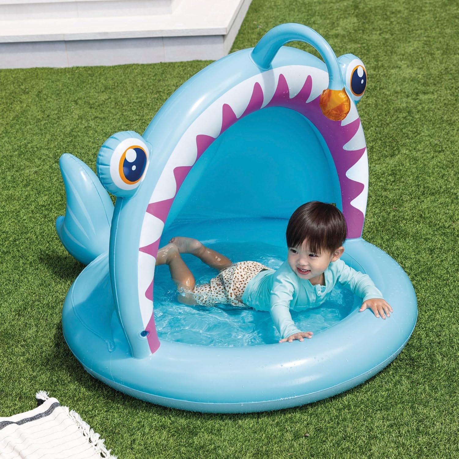 Inflatable toddler pool with canopy online